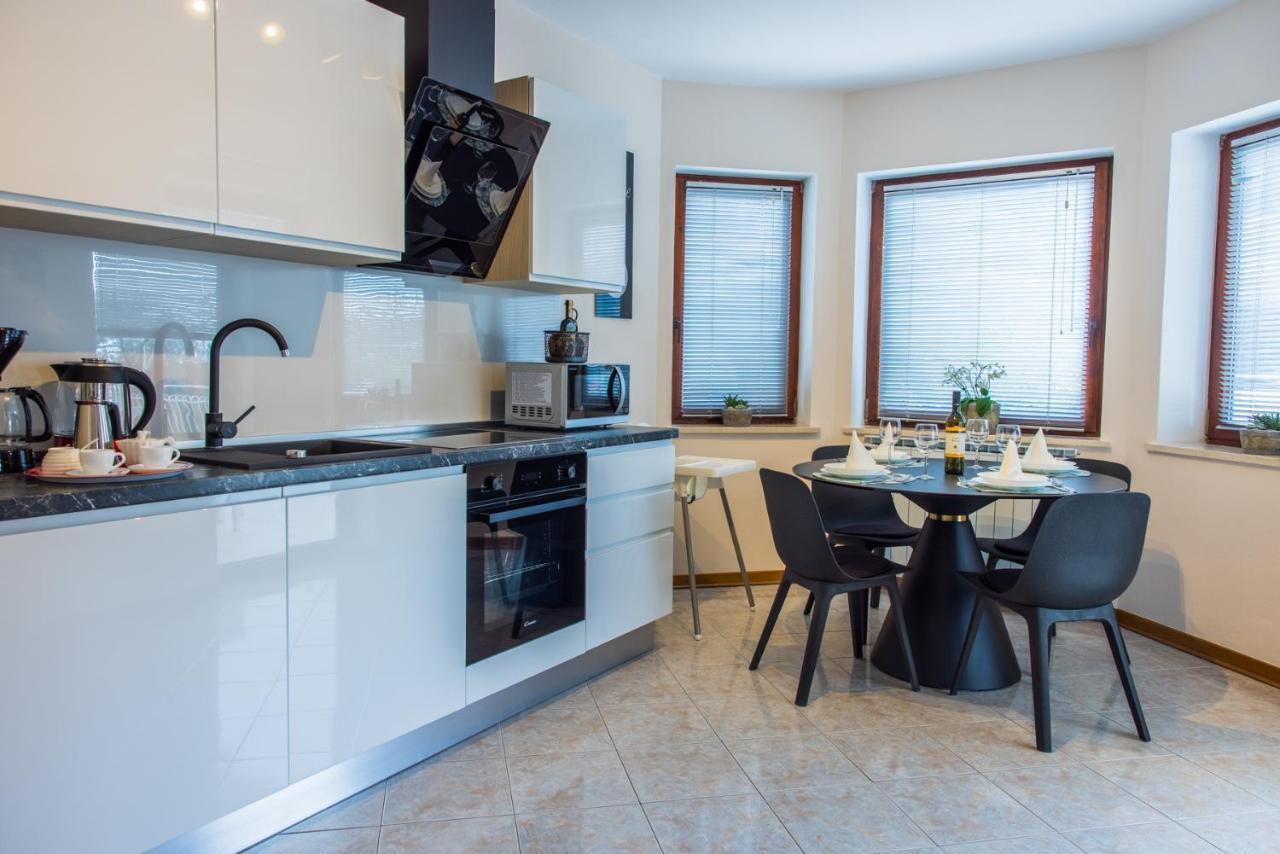 Apartments Milok เซโชเล ภายนอก รูปภาพ